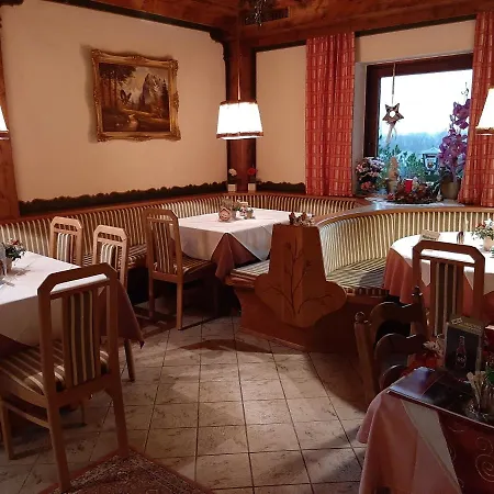 Landgasthof Hubertusstubn St. Michael im Lungau