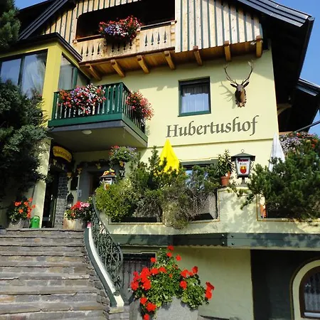 Konukevi Landgasthof Hubertusstubn Sankt Michael im Lungau