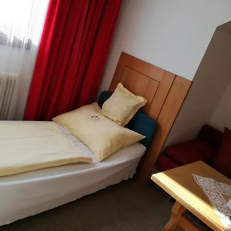 Landgasthof Hubertusstubn Pensjonat St. Michael im Lungau