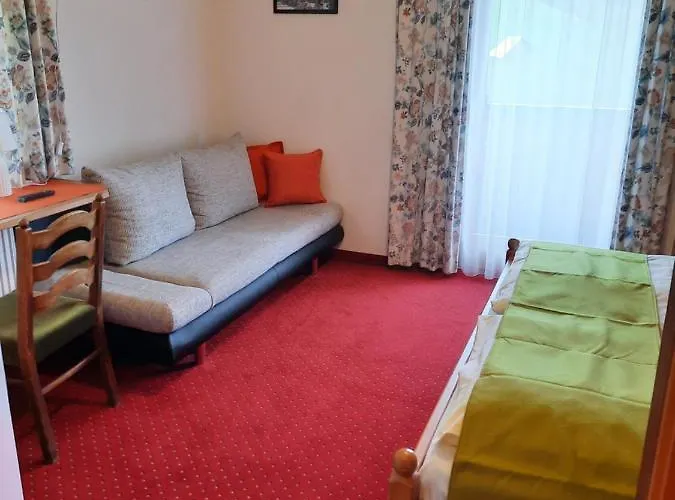 Konukevi Landgasthof Hubertusstubn Sankt Michael im Lungau