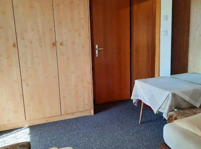 Landgasthof Hubertusstubn Konukevi 3*