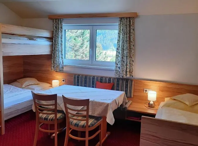 Landgasthof Hubertusstubn Konukevi 3*