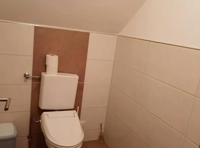 Landgasthof Hubertusstubn Konukevi 3*