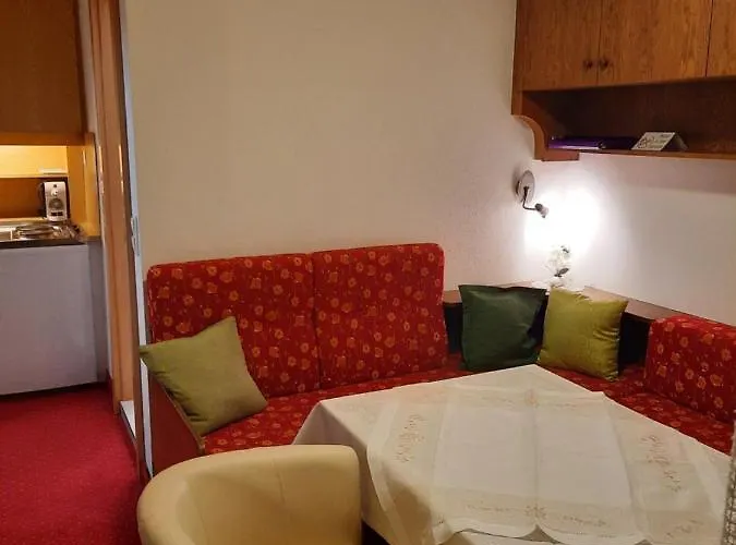 Konukevi Landgasthof Hubertusstubn Sankt Michael im Lungau