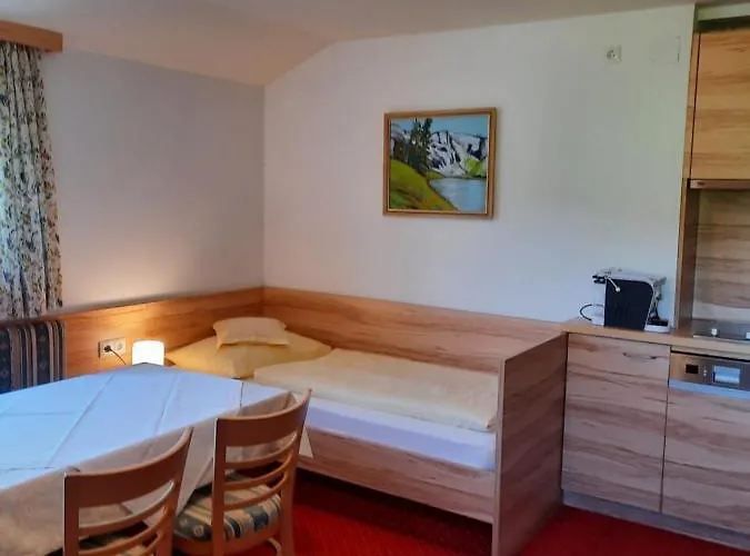 Landgasthof Hubertusstubn Konukevi Sankt Michael im Lungau