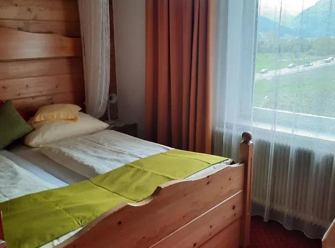 Landgasthof Hubertusstubn Konukevi Sankt Michael im Lungau