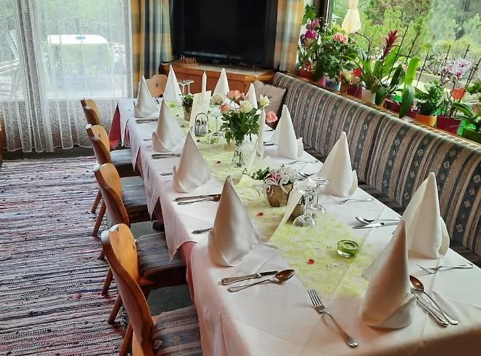 Landgasthof Hubertusstubn Konukevi 3*