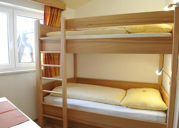 Konukevi Landgasthof Hubertusstubn 3*