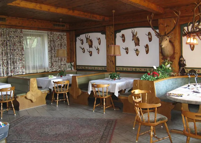 Konukevi Landgasthof Hubertusstubn Sankt Michael im Lungau